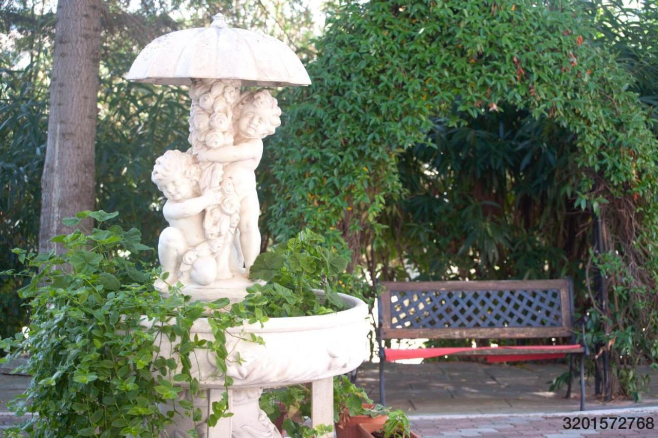 Villa Dei Romanzi Tortoreto Exterior foto