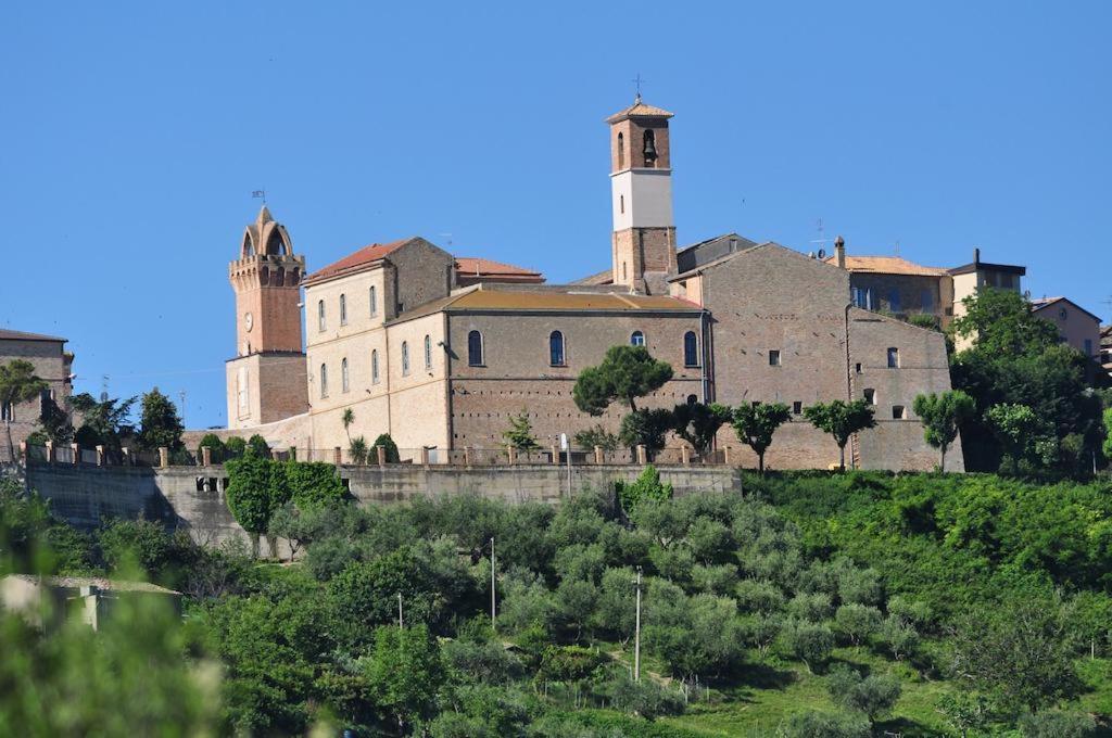 Villa Dei Romanzi Tortoreto Exterior foto